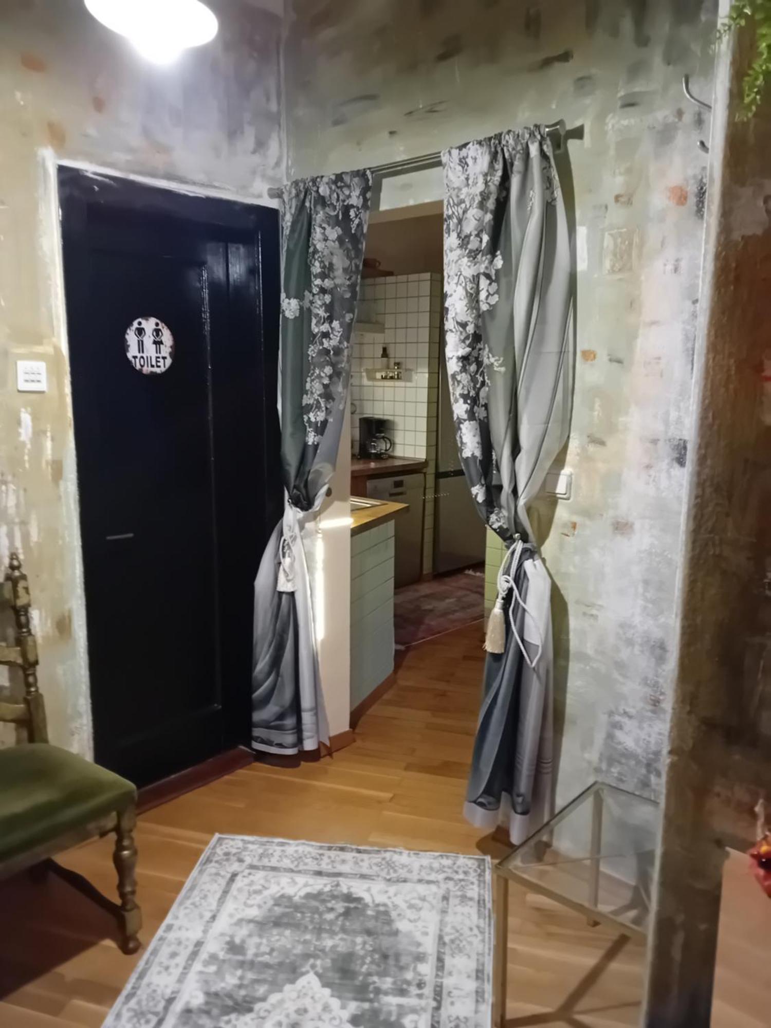 Apartment Baci For 4 Guests Ljubljana Eksteriør bilde