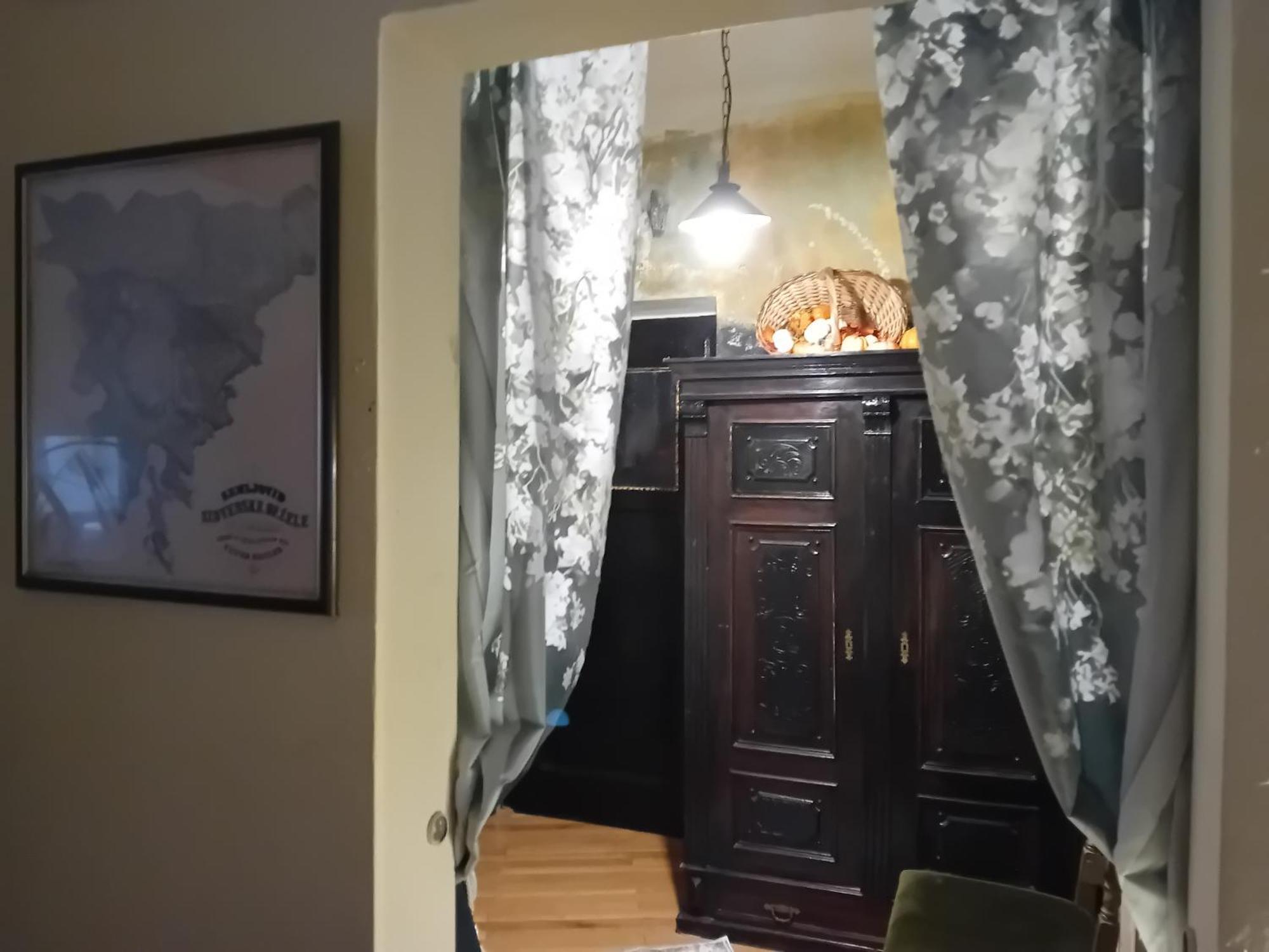 Apartment Baci For 4 Guests Ljubljana Eksteriør bilde